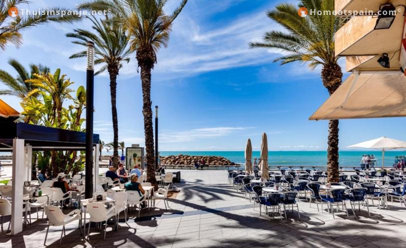 Come to the apartment holiday rental in 2 Aqua Beach playa del Cura in Torrevieja.
